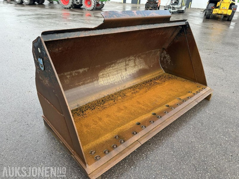 UFO Lasteskuff 2200L BM-feste - Прикачен инвентар за Строителна техника: снимка 1 UFO Lasteskuff 2200L BM-feste - Прикачен инвентар за Строителна техника: снимка 1