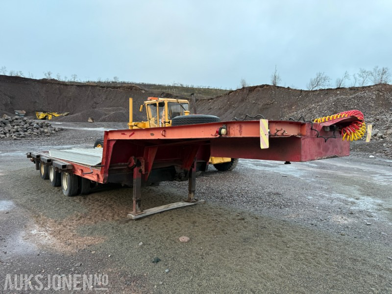 1976 HI GAIN LBS 33-EM - Maskinsemi - 3 akslet - Rep.objekt - Ремарке: снимка 3 1976 HI GAIN LBS 33-EM - Maskinsemi - 3 akslet - Rep.objekt - Ремарке: снимка 3