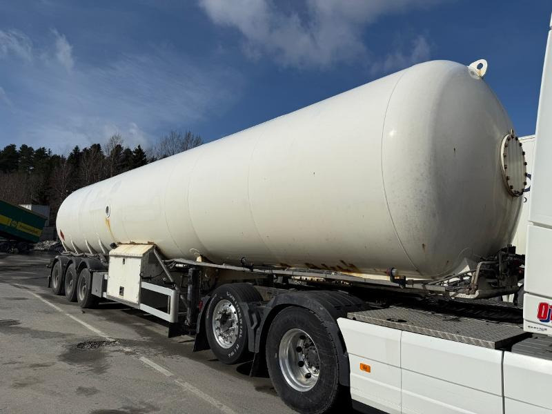2003 Tankmobil tanksemi - EU og ADR godkjent! - Ремарке: снимка 2 2003 Tankmobil tanksemi - EU og ADR godkjent! - Ремарке: снимка 2