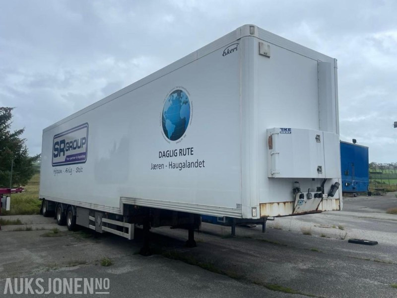 2007 Ekeri L3 Skaphenger med full sideåpning - 3-akslet - Tillatt totalvekt: 45000 kg. - Ремарке: снимка 1 2007 Ekeri L3 Skaphenger med full sideåpning - 3-akslet - Tillatt totalvekt: 45000 kg. - Ремарке: снимка 1