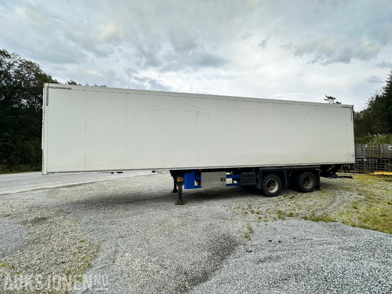 2014 Schmitz CARGOBULL SKO 20/LZG-13.4 FP 80/45 med lift - Ремарке: снимка 2 2014 Schmitz CARGOBULL SKO 20/LZG-13.4 FP 80/45 med lift - Ремарке: снимка 2
