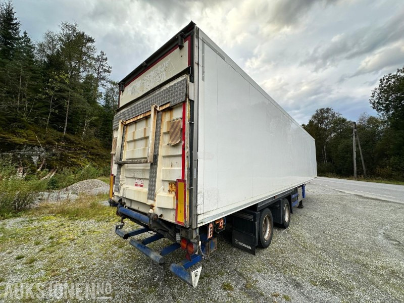 2014 Schmitz CARGOBULL SKO 20/LZG-13.4 FP 80/45 med lift - Ремарке: снимка 5 2014 Schmitz CARGOBULL SKO 20/LZG-13.4 FP 80/45 med lift - Ремарке: снимка 5