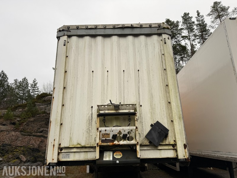 Krone Profi Liner Nordic SD kapellsemi – hevbart tak – medbringertruck-feste – åpning begge sider - Ремарке: снимка 2 Krone Profi Liner Nordic SD kapellsemi – hevbart tak – medbringertruck-feste – åpning begge sider - Ремарке: снимка 2