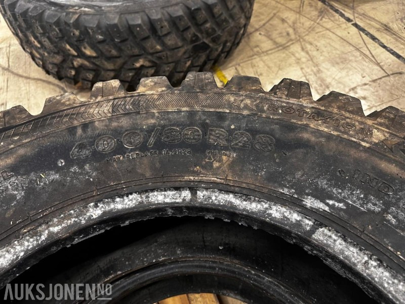 2 stk. Nokian 400/80 R28 dekk - Селскостопанска техника: снимка 4 2 stk. Nokian 400/80 R28 dekk - Селскостопанска техника: снимка 4
