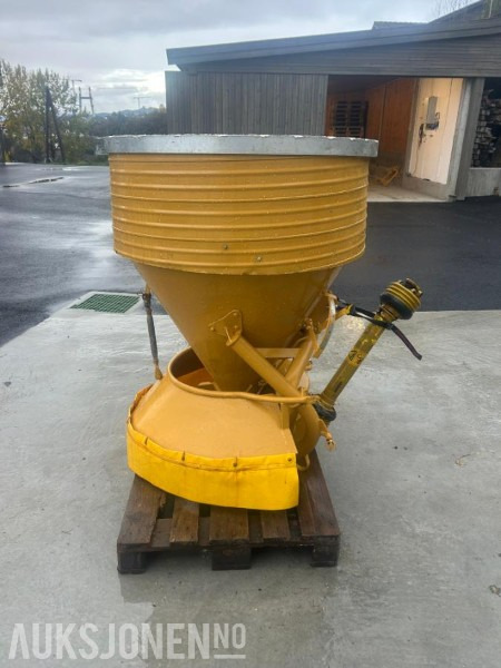 2003 Bogballe FS 220+ saltspreder/gjødselspreder - Селскостопанска техника: снимка 4 2003 Bogballe FS 220+ saltspreder/gjødselspreder - Селскостопанска техника: снимка 4