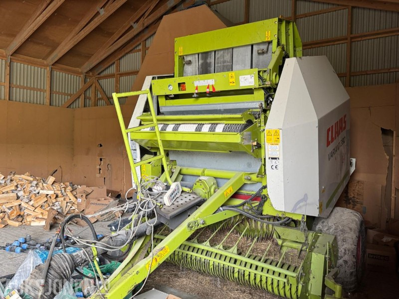 2006 Claas Variant 280 rundballepresse - Селскостопанска техника: снимка 5 2006 Claas Variant 280 rundballepresse - Селскостопанска техника: снимка 5