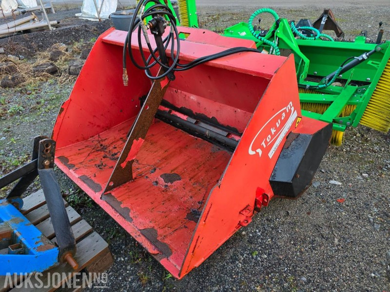 2007 TOKVAM SMA 760 strøkasse – hydraulisk - Селскостопанска техника: снимка 2 2007 TOKVAM SMA 760 strøkasse – hydraulisk - Селскостопанска техника: снимка 2