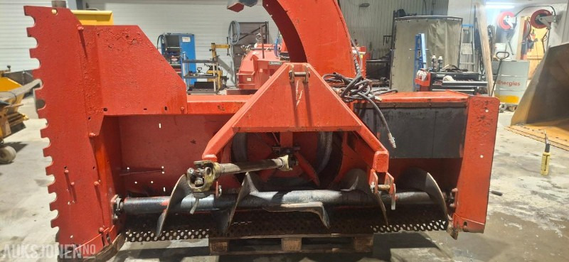 2007 Tokvam 255THS big 2 trinns snøfres - Селскостопанска техника: снимка 1 2007 Tokvam 255THS big 2 trinns snøfres - Селскостопанска техника: снимка 1