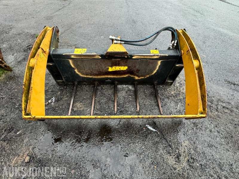 2011 Tanco Rundballedeler I70 - maks rundballe størrelse: B = 1,3 m - Ø 1,35 m - Селскостопанска техника: снимка 3 2011 Tanco Rundballedeler I70 - maks rundballe størrelse: B = 1,3 m - Ø 1,35 m - Селскостопанска техника: снимка 3