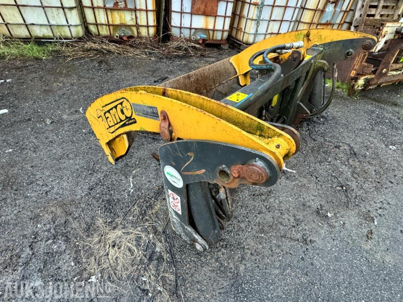 2011 Tanco Rundballedeler I70 - maks rundballe størrelse: B = 1,3 m - Ø 1,35 m - Селскостопанска техника: снимка 5 2011 Tanco Rundballedeler I70 - maks rundballe størrelse: B = 1,3 m - Ø 1,35 m - Селскостопанска техника: снимка 5