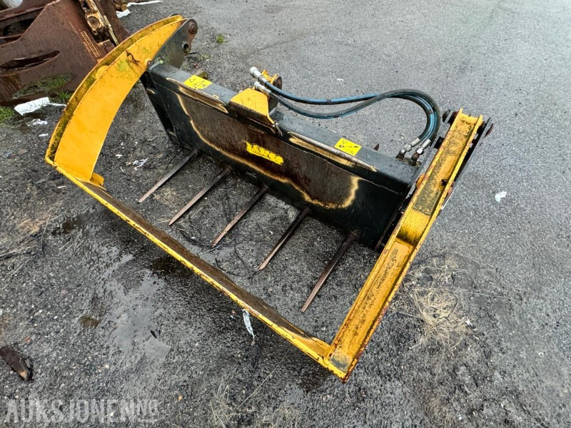 2011 Tanco Rundballedeler I70 - maks rundballe størrelse: B = 1,3 m - Ø 1,35 m - Селскостопанска техника: снимка 4 2011 Tanco Rundballedeler I70 - maks rundballe størrelse: B = 1,3 m - Ø 1,35 m - Селскостопанска техника: снимка 4