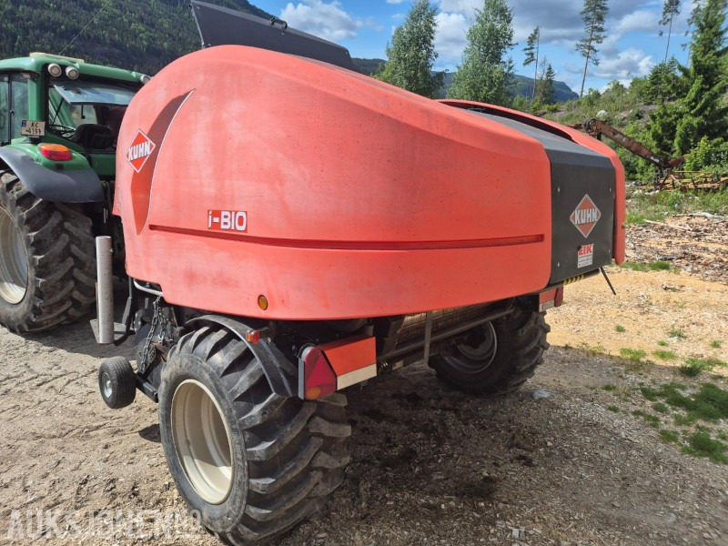 2014 Kuhn i-BIO Rundballepresse, ISOBUS - Селскостопанска техника: снимка 5 2014 Kuhn i-BIO Rundballepresse, ISOBUS - Селскостопанска техника: снимка 5