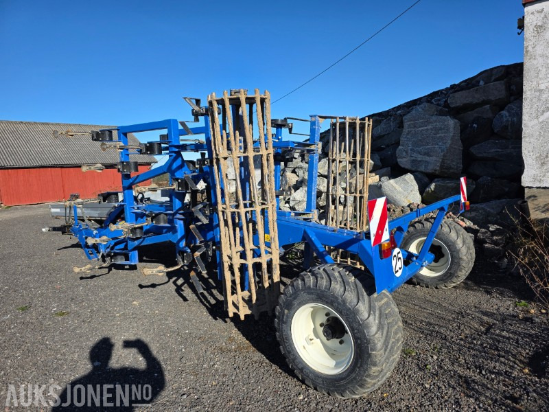 2019 New Holland grubber STX V 400T - Селскостопанска техника: снимка 4 2019 New Holland grubber STX V 400T - Селскостопанска техника: снимка 4