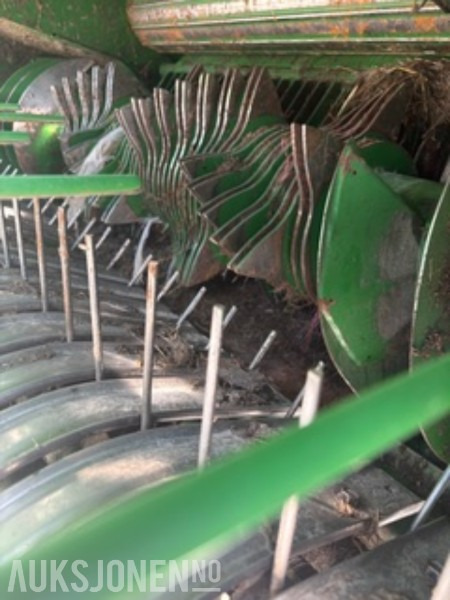 2022 John Deere C441R rundballepresse m/ Isobus og 1000PTO - Селскостопанска техника: снимка 5 2022 John Deere C441R rundballepresse m/ Isobus og 1000PTO - Селскостопанска техника: снимка 5