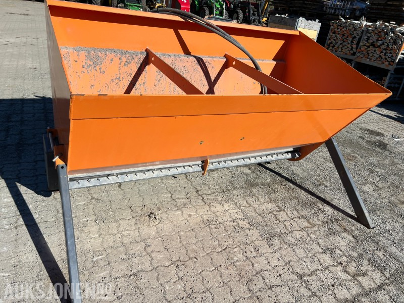 Селскостопанска техника Snowline SL 14 strøkasse: снимка 1