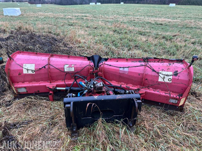 V-PLOG TELEFSDAL, 2007-MOD., HMV-FESTE, SELGES SOM DEN STÅR - Селскостопанска техника: снимка 3 V-PLOG TELEFSDAL, 2007-MOD., HMV-FESTE, SELGES SOM DEN STÅR - Селскостопанска техника: снимка 3