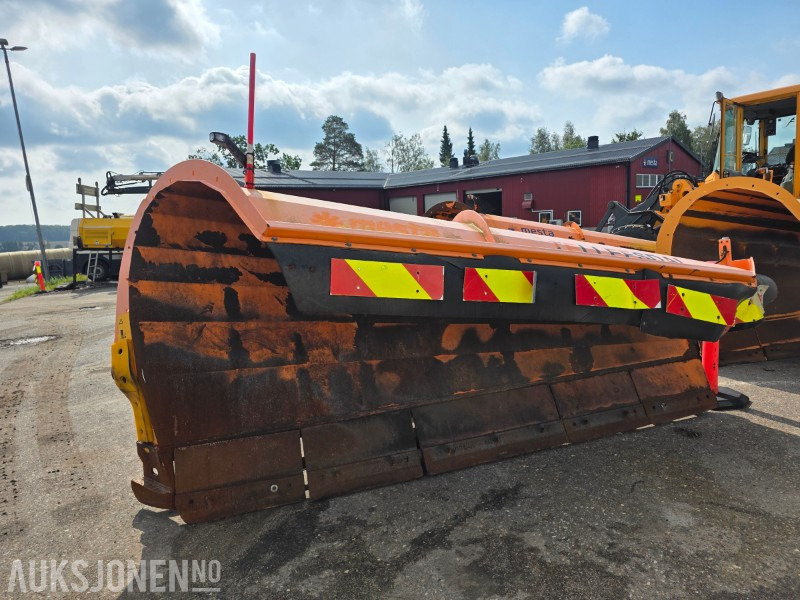 Tellefsdal D 70 3400 plog med sving - Строително оборудване: снимка 2 Tellefsdal D 70 3400 plog med sving - Строително оборудване: снимка 2