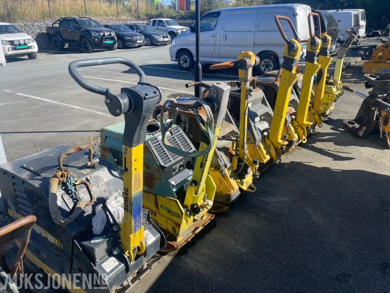 Til salgs: 7 stk. hoppetusser / Vibroplater (Bomag, Ammann Wacker) - Валяк: снимка 1 Til salgs: 7 stk. hoppetusser / Vibroplater (Bomag, Ammann Wacker) - Валяк: снимка 1