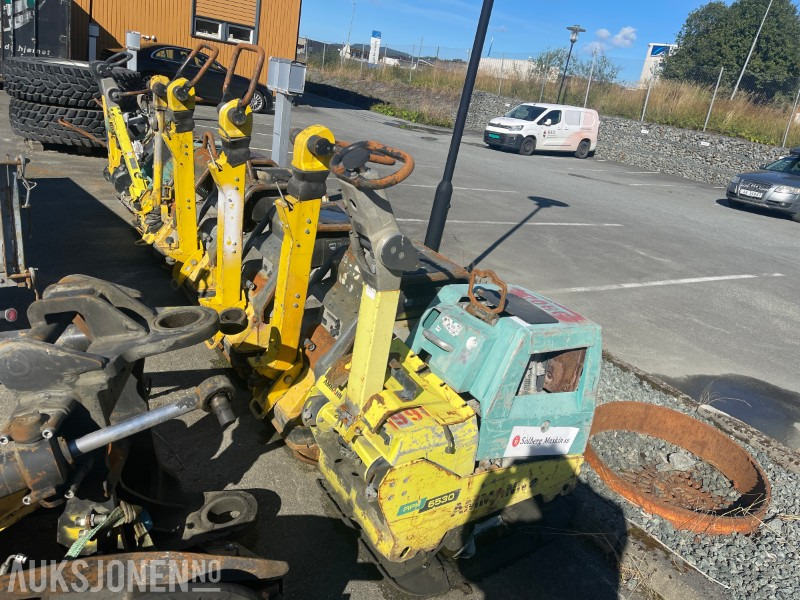 Til salgs: 7 stk. hoppetusser / Vibroplater (Bomag, Ammann Wacker) - Валяк: снимка 4 Til salgs: 7 stk. hoppetusser / Vibroplater (Bomag, Ammann Wacker) - Валяк: снимка 4