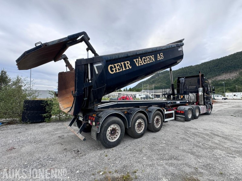 2006 Volvo FH-16 GLOBETROTTER - Med Carnehl tippsemi - 6x4 - Tipphydraulikk - Helluft - Nylig EU godkjent - Влекач: снимка 4 2006 Volvo FH-16 GLOBETROTTER - Med Carnehl tippsemi - 6x4 - Tipphydraulikk - Helluft - Nylig EU godkjent - Влекач: снимка 4