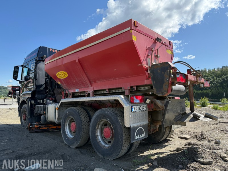 2012 MAN TGS 33.540 6x6 brøyterigget kombibil med Bredal Strøer - Влекач: снимка 4 2012 MAN TGS 33.540 6x6 brøyterigget kombibil med Bredal Strøer - Влекач: снимка 4