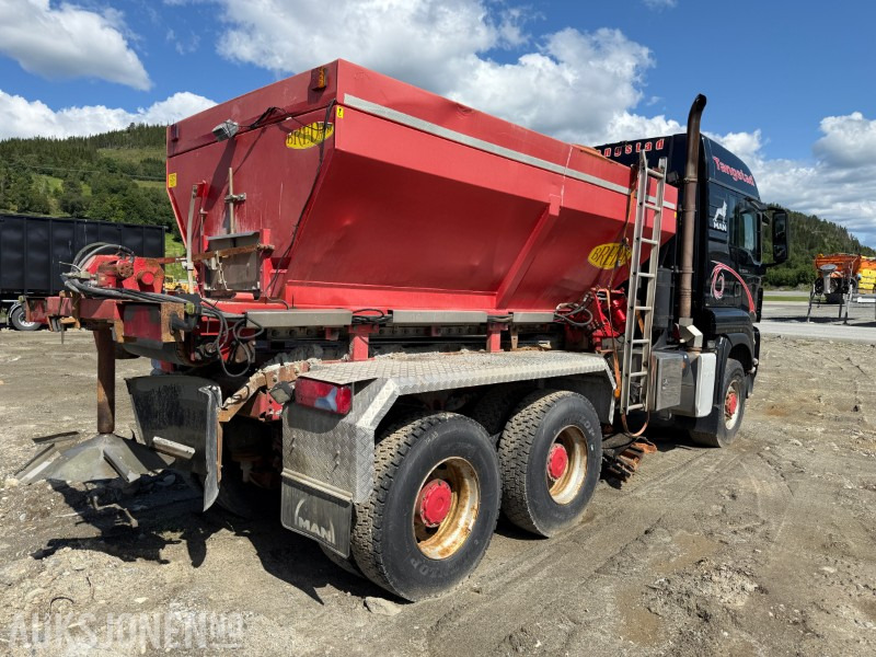 2012 MAN TGS 33.540 6x6 brøyterigget kombibil med Bredal Strøer - Влекач: снимка 3 2012 MAN TGS 33.540 6x6 brøyterigget kombibil med Bredal Strøer - Влекач: снимка 3