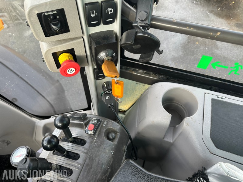 Лизинг на  Volvo L90H HJULLASTER MED MYE UTSTYR - 7247 TIMER Volvo L90H HJULLASTER MED MYE UTSTYR - 7247 TIMER: снимка 13