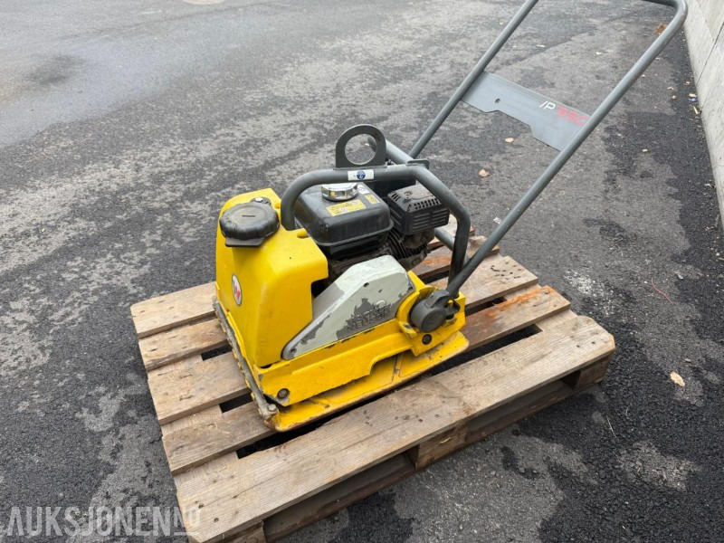 Wacker Neuson WP1550 vibroplate. - Валяк: снимка 5 Wacker Neuson WP1550 vibroplate. - Валяк: снимка 5