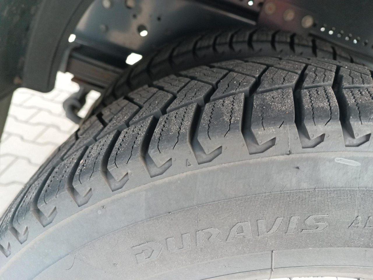 IVECO Daily 70C18A8 - Лекотоварен автомобил фургон: снимка 2 IVECO Daily 70C18A8 - Лекотоварен автомобил фургон: снимка 2