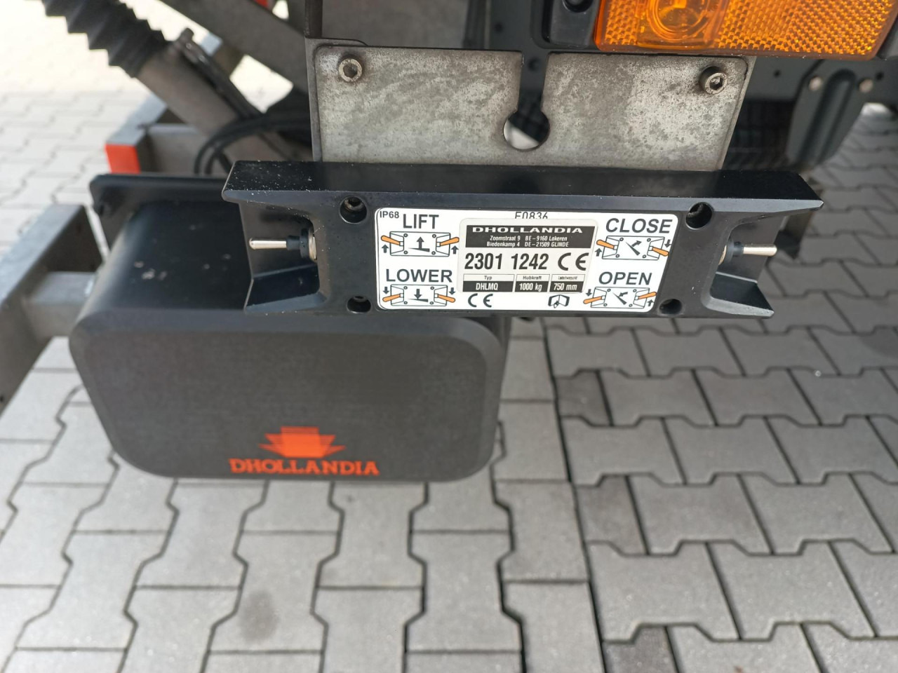 IVECO Daily 70C18A8 - Лекотоварен автомобил фургон: снимка 5 IVECO Daily 70C18A8 - Лекотоварен автомобил фургон: снимка 5