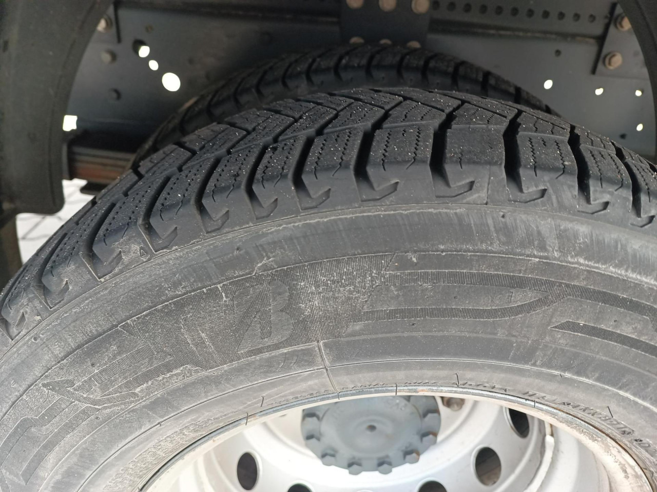 IVECO Daily 70C18A8 - Лекотоварен автомобил фургон: снимка 2 IVECO Daily 70C18A8 - Лекотоварен автомобил фургон: снимка 2