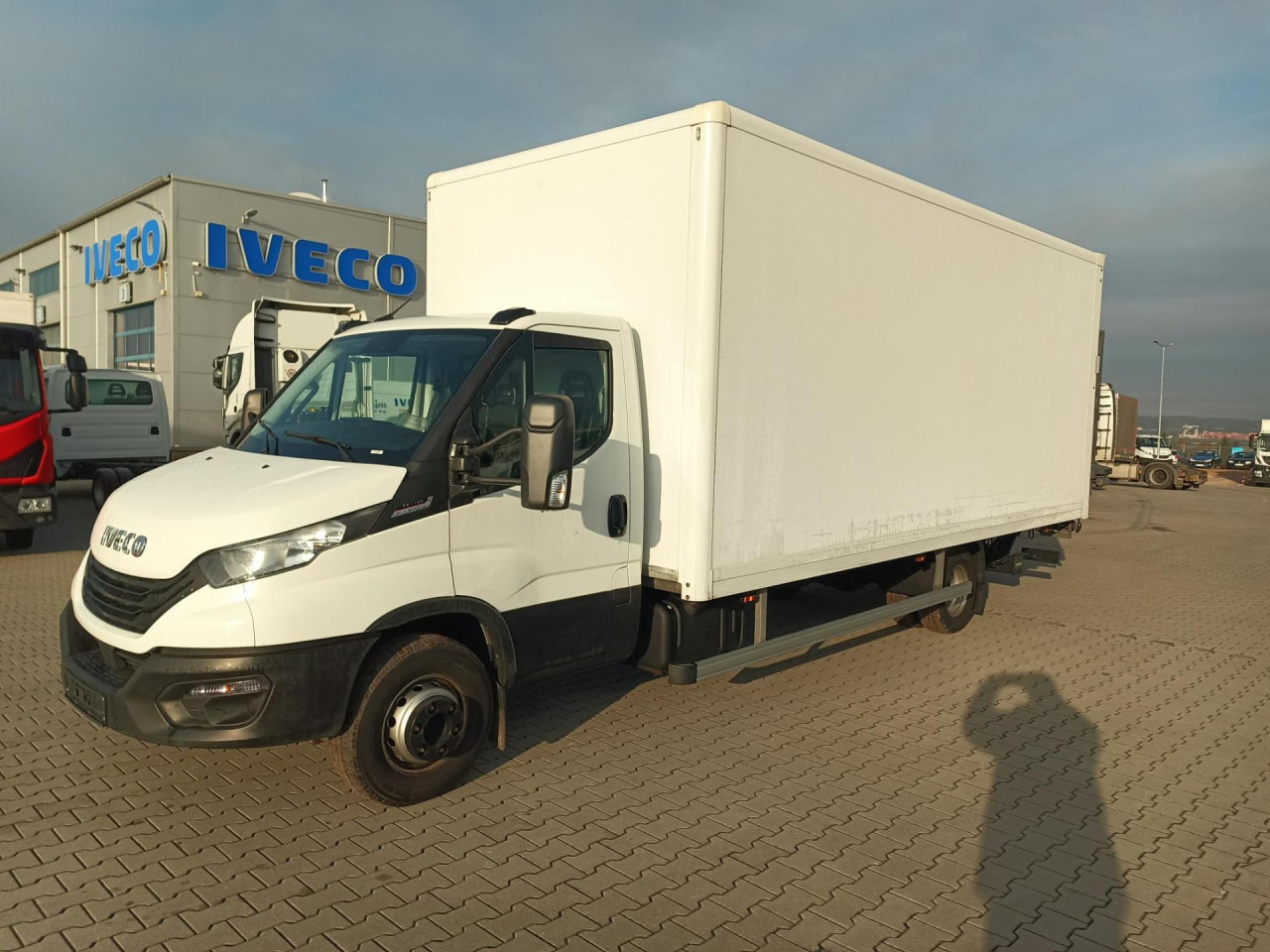 IVECO Daily 70C18A8/P - Лекотоварен автомобил фургон: снимка 1 IVECO Daily 70C18A8/P - Лекотоварен автомобил фургон: снимка 1