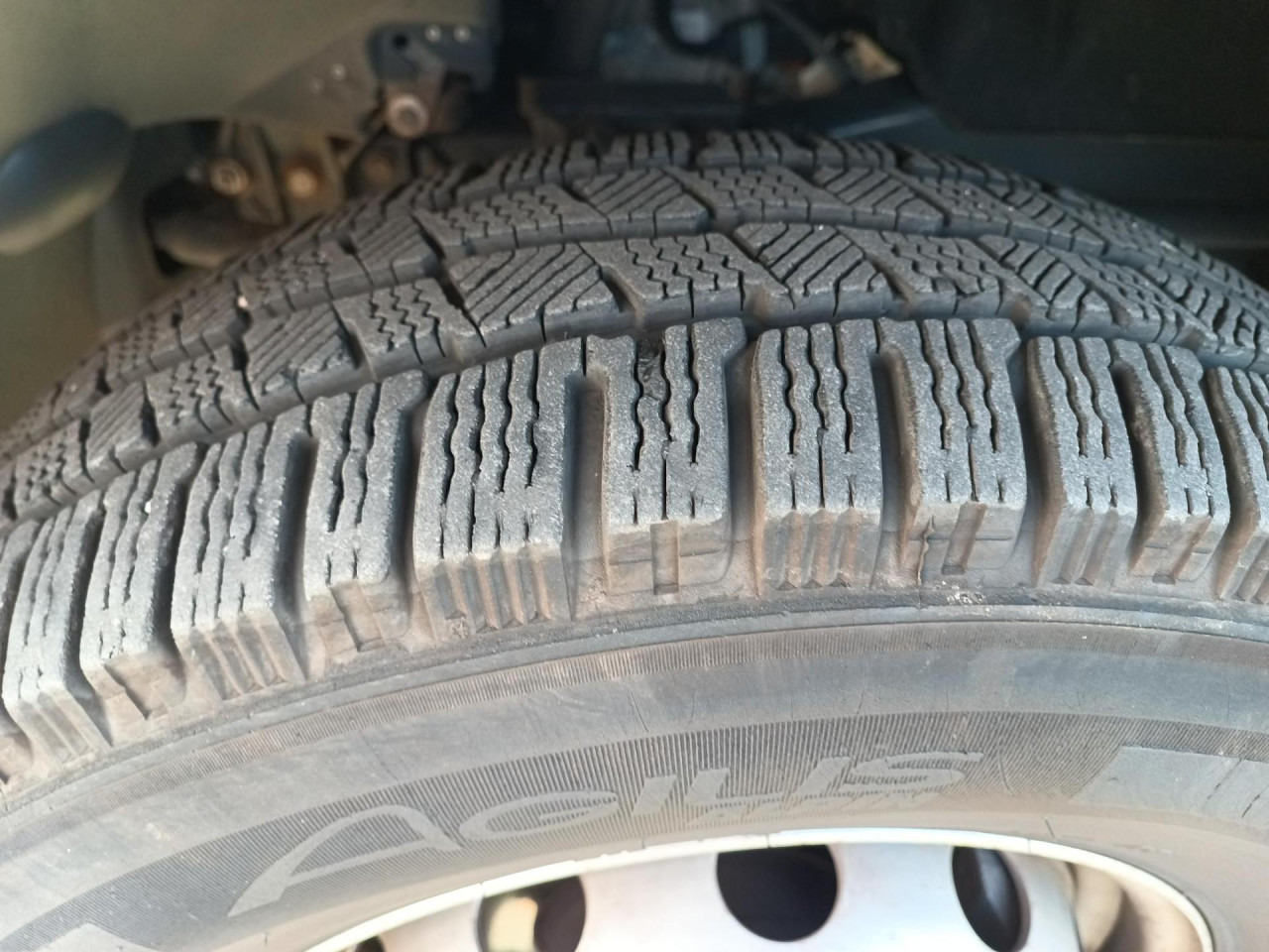 IVECO Daily 70C18A8/P - Лекотоварен автомобил фургон: снимка 4 IVECO Daily 70C18A8/P - Лекотоварен автомобил фургон: снимка 4