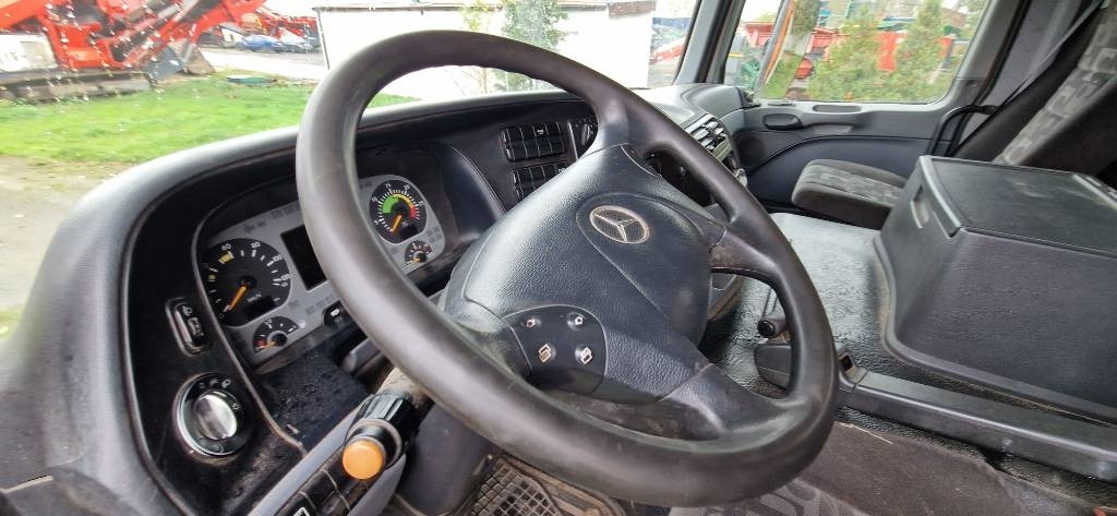 Самосвал камион Mercedes-Benz Actros 4144: снимка 31 Самосвал камион Mercedes-Benz Actros 4144: снимка 31