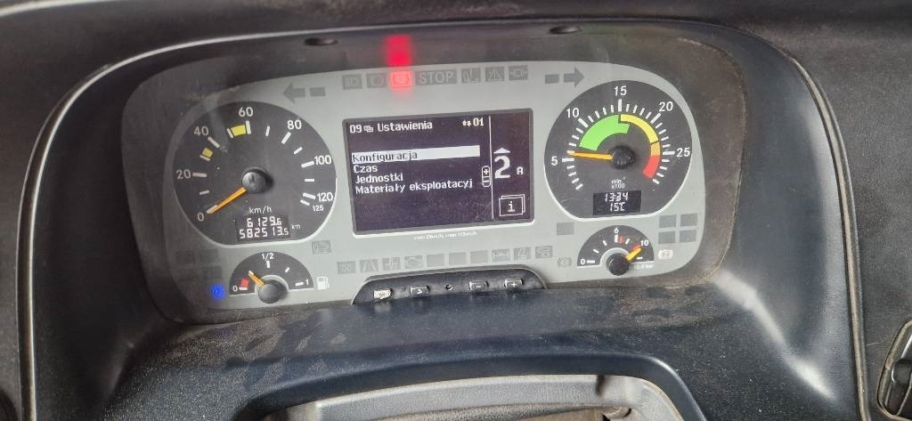 Самосвал камион Mercedes-Benz Actros 4144: снимка 27 Самосвал камион Mercedes-Benz Actros 4144: снимка 27