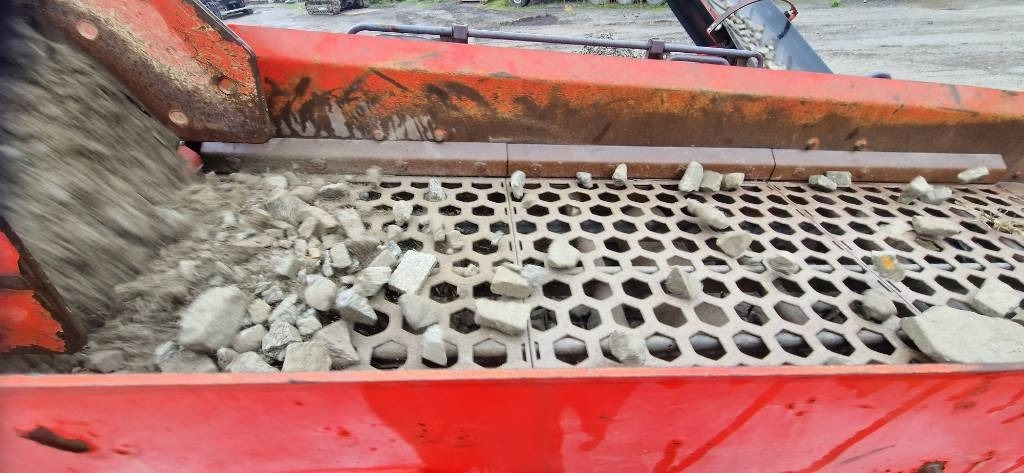 Sandvik QE 241 - Пресевна инсталация: снимка 3 Sandvik QE 241 - Пресевна инсталация: снимка 3