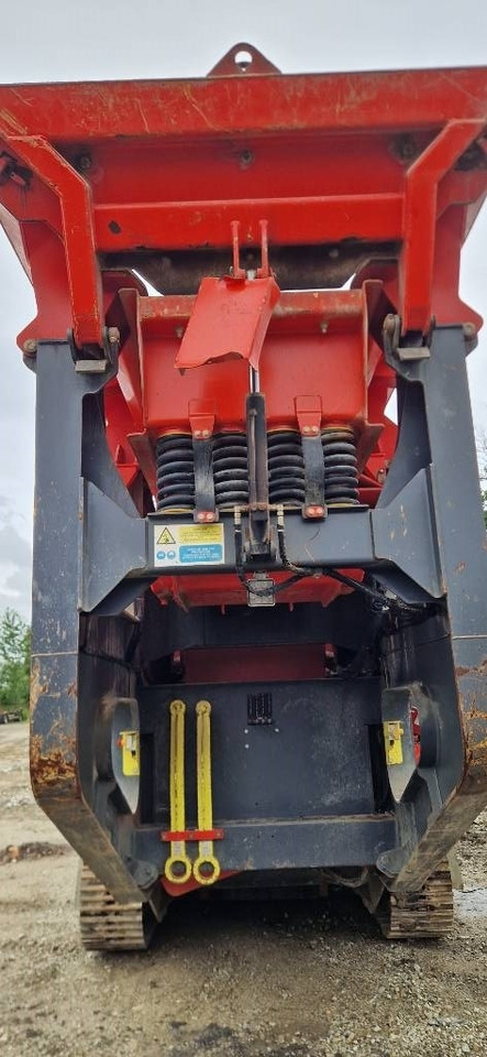 Sandvik QJ 241 - Мобилна трошачка: снимка 4 Sandvik QJ 241 - Мобилна трошачка: снимка 4