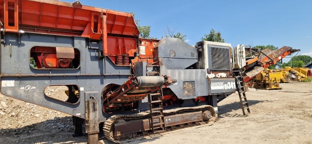 Sandvik QJ 341 - Мобилна трошачка: снимка 2 Sandvik QJ 341 - Мобилна трошачка: снимка 2