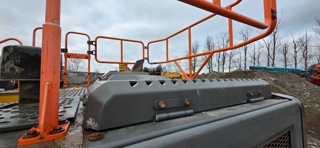 Верижен багер Volvo EC 300 EL: снимка 29 Верижен багер Volvo EC 300 EL: снимка 29