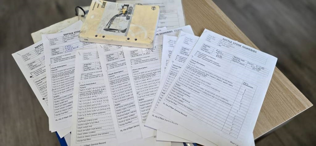 Верижен багер Volvo EC 300 EL: снимка 31 Верижен багер Volvo EC 300 EL: снимка 31