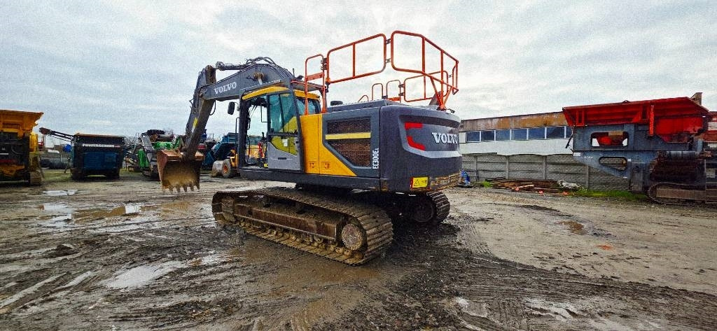Верижен багер Volvo EC 300 EL: снимка 15 Верижен багер Volvo EC 300 EL: снимка 15