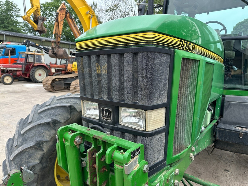 Трактор John Deere 7700 PowerQuad - Front linkage: снимка 16