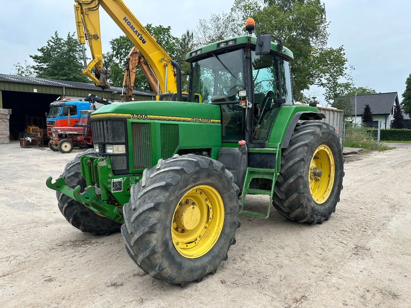 John Deere 7700 PowerQuad - Front linkage - Трактор: снимка 1 John Deere 7700 PowerQuad - Front linkage - Трактор: снимка 1