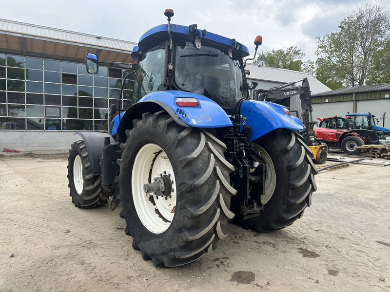 New Holland T7.235 - Трактор: снимка 5 New Holland T7.235 - Трактор: снимка 5