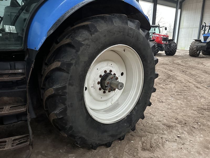 Трактор New Holland T7.250: снимка 8
