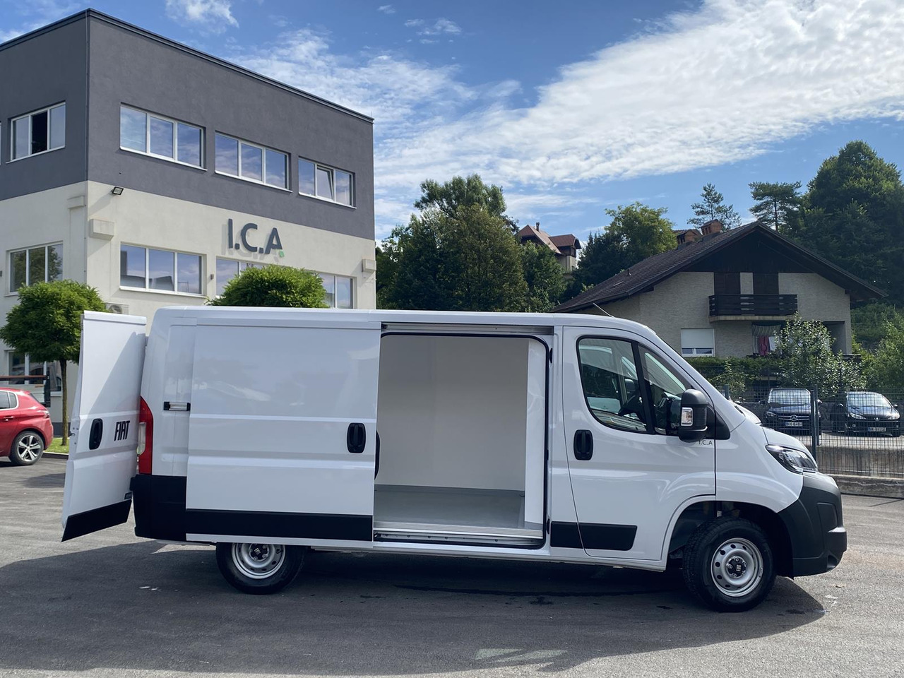 FIAT DUCATO L2H1 140PS | ISOLIERUNG OHNE KÜHLAGGREGAT - Хладилен бус: снимка 2 FIAT DUCATO L2H1 140PS | ISOLIERUNG OHNE KÜHLAGGREGAT - Хладилен бус: снимка 2
