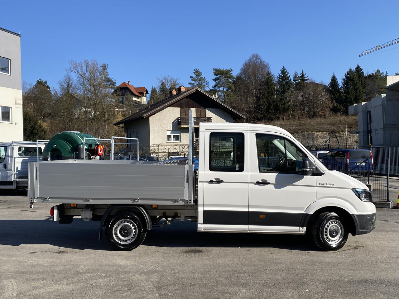 Лизинг на MAN TGE 3.180 DOKA 1+6 3640MM | OFFENE PRITSCHE + ALU KOFFER AUF DER PRITSCHE MAN TGE 3.180 DOKA 1+6 3640MM | OFFENE PRITSCHE + ALU KOFFER AUF DER PRITSCHE: снимка 27