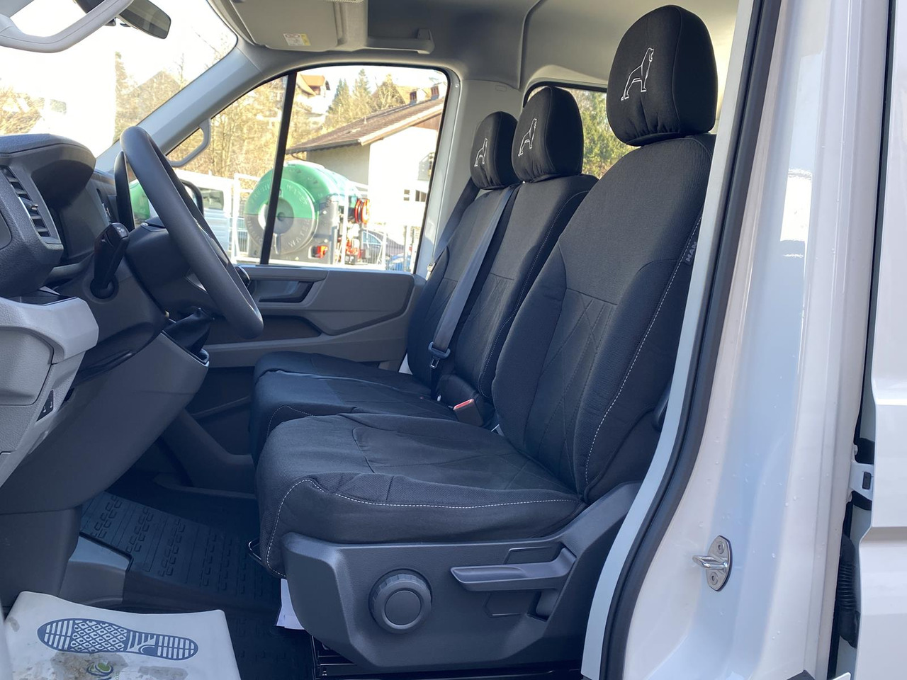 Лизинг на MAN TGE 3.180 DOKA 1+6 3640MM | OFFENE PRITSCHE + ALU KOFFER AUF DER PRITSCHE MAN TGE 3.180 DOKA 1+6 3640MM | OFFENE PRITSCHE + ALU KOFFER AUF DER PRITSCHE: снимка 6