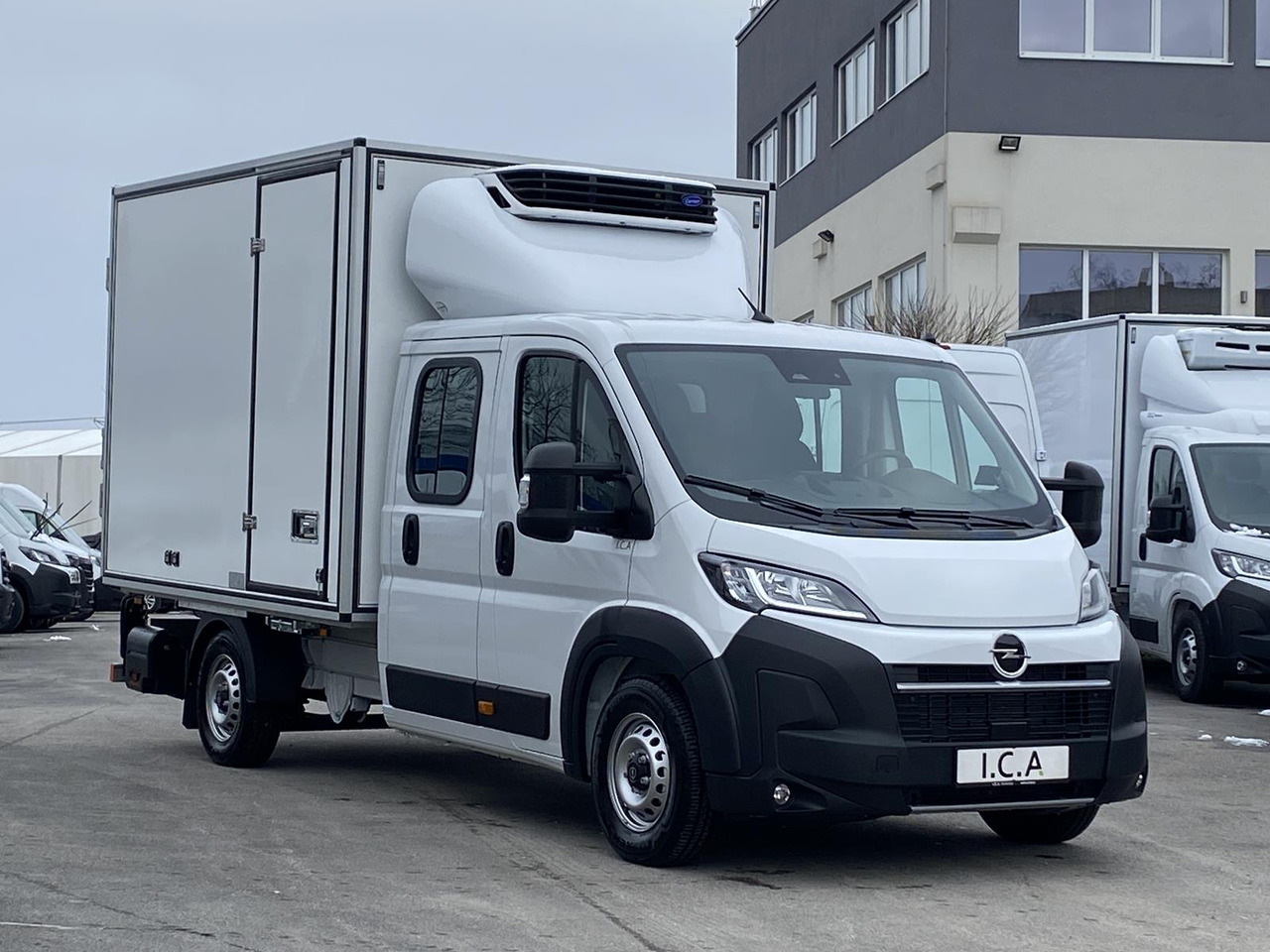 OPEL MOVANO 1+6 DOKA 140PS | KÜHLKOFFER + LADERAMPE - Хладилен бус: снимка 2 OPEL MOVANO 1+6 DOKA 140PS | KÜHLKOFFER + LADERAMPE - Хладилен бус: снимка 2