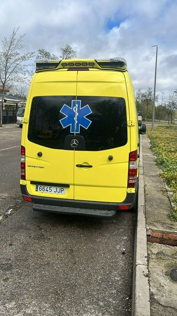 Mercedes Benz AMBULANCE Lot of 10 units Sprinter 313 CDI Automatic - Комунална/ Специална техника: снимка 2 Mercedes Benz AMBULANCE Lot of 10 units Sprinter 313 CDI Automatic - Комунална/ Специална техника: снимка 2